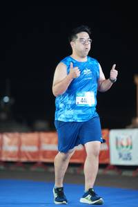 BIB: 441
                            <button type="button" onclick="openModal(19760529)" class="btn btn-primary btn-sm float-right btn-popup" data-toggle="modal" data-target=".modal-high-quality">
                        <i class="fas fa-shopping-cart"></i> Add to Cart
                    </button>
                                            <button type="button" onclick="isThisMe(19760529, true)" class="btn btn-success btn-sm float-right btn-popup btn-isme hidden" data-toggle="tooltip" data-placement="bottom" title="นี่คือรูปของคุณใช่ไหม คลิกที่นี่เพื่อเอาเข้าอัลบั้ม">
                        <i class="fas fa-plus"></i> Add to album
                    </button>
                    <button type="button" onclick="isThisMe(19760529, false)" class="btn btn-warning btn-sm float-right btn-popup btn-isnotme hidden">
                        <i class="fas fa-ban"></i> Remove from album
                    </button>